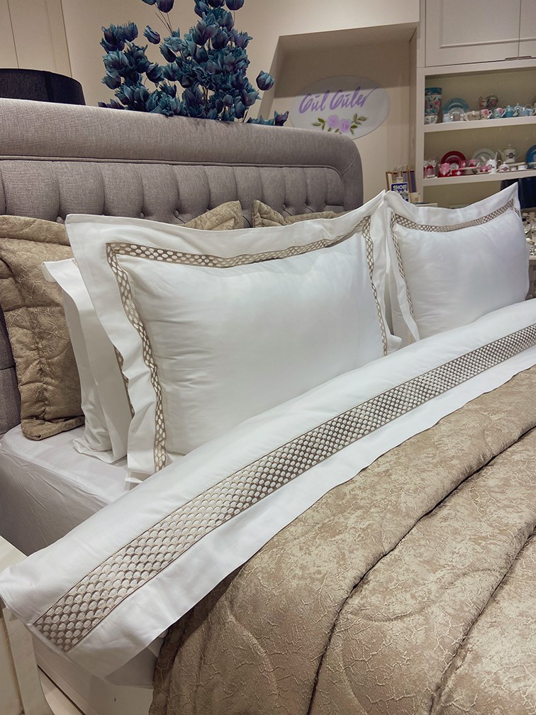 Nakışlı Nevresim Takımı Çift Kişilik Patty By Taş Rengi