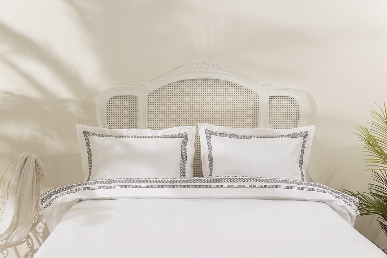 Nakışlı Nevresim Takımı Çift Kişilik Veronica By Antrasit