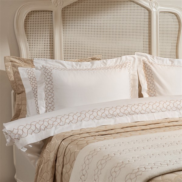 Nakışlı Nevresim Takımı Çift Kişilik Peony - 120 Tel Beyaz-Bej