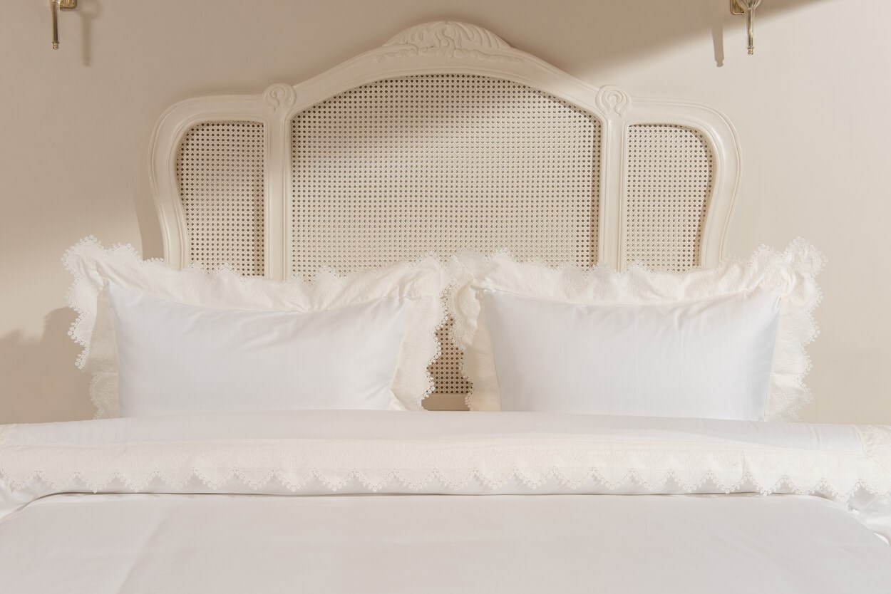 Nevresim Takımı Çift Kişilik Fisto Lina FA-8566 - 120 Tel Beyaz