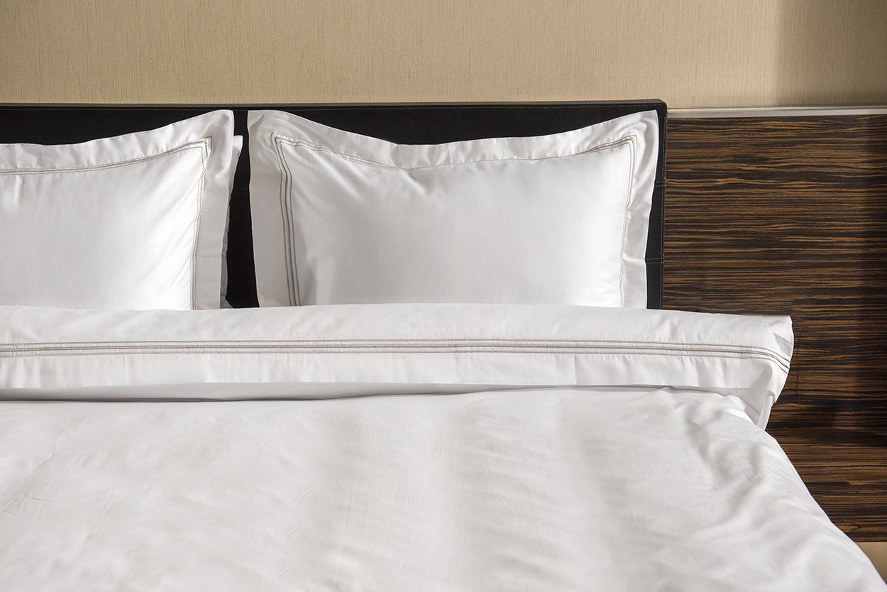 Kalın 3 Sıra Pikolu Çift Kişilik Nevresim Takımı By Taş Rengi