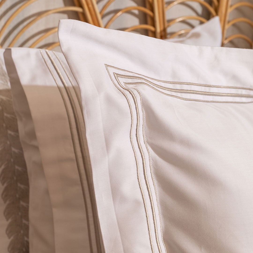 Kalın 3 Sıra Pikolu Çift Kişilik Nevresim Takımı By Taş Rengi