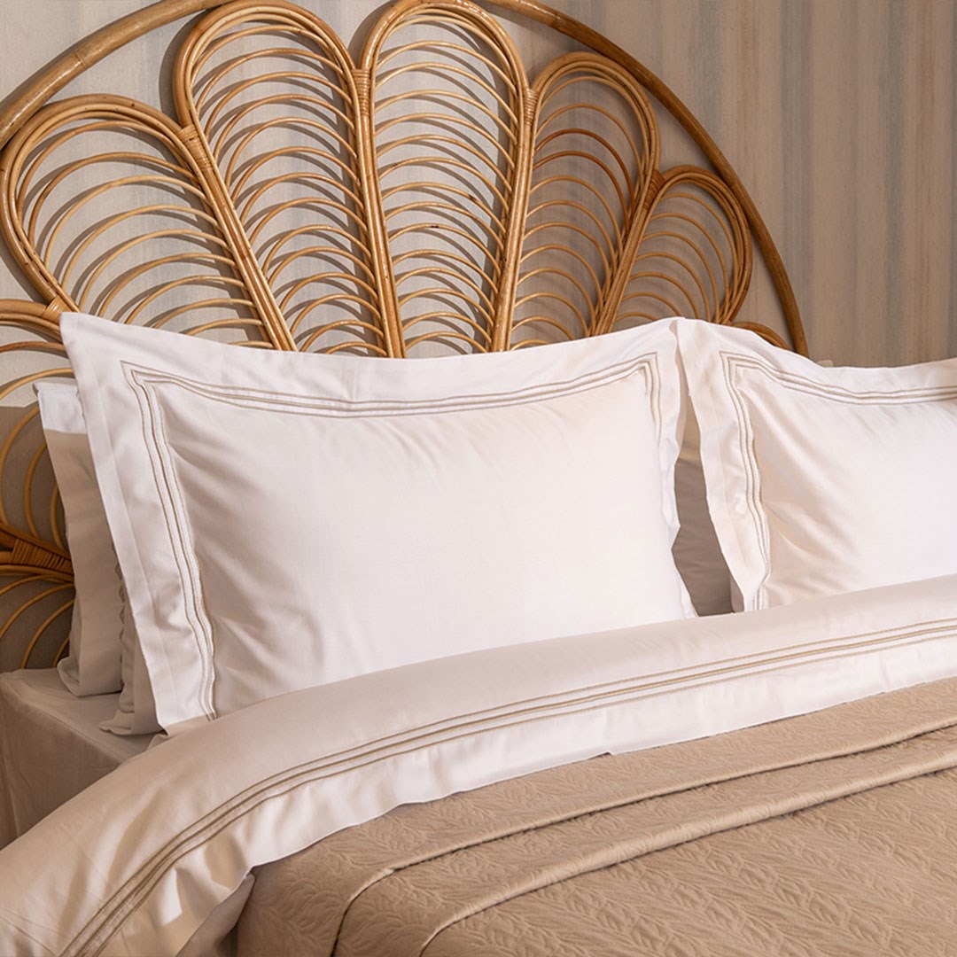 Kalın 3 Sıra Pikolu Çift Kişilik Nevresim Takımı By Taş Rengi