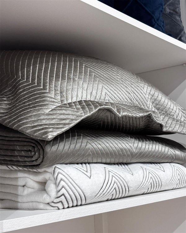 Çift Kişilik Yatak Örtüsü Linea Mınk