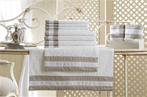 Bath Towel Bantlı Pikolu