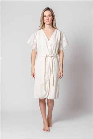 Dantelli Bornoz Gül Güpür Kemik