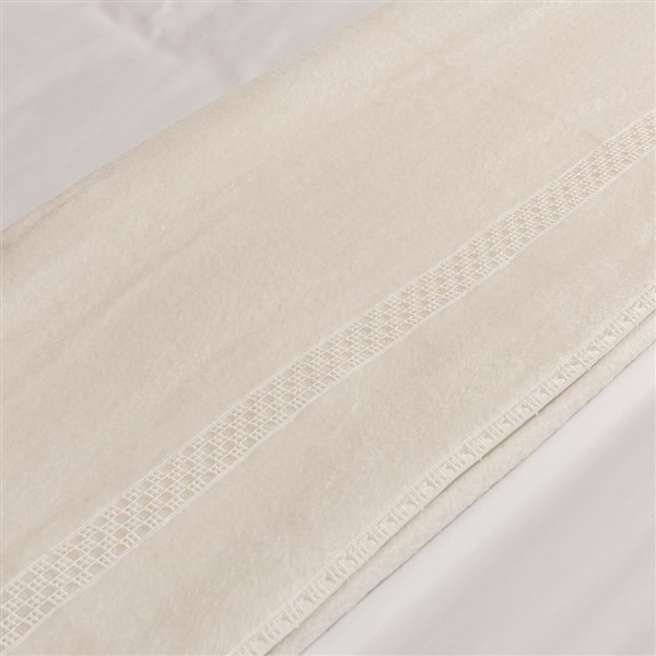 Double Blanket Veronica