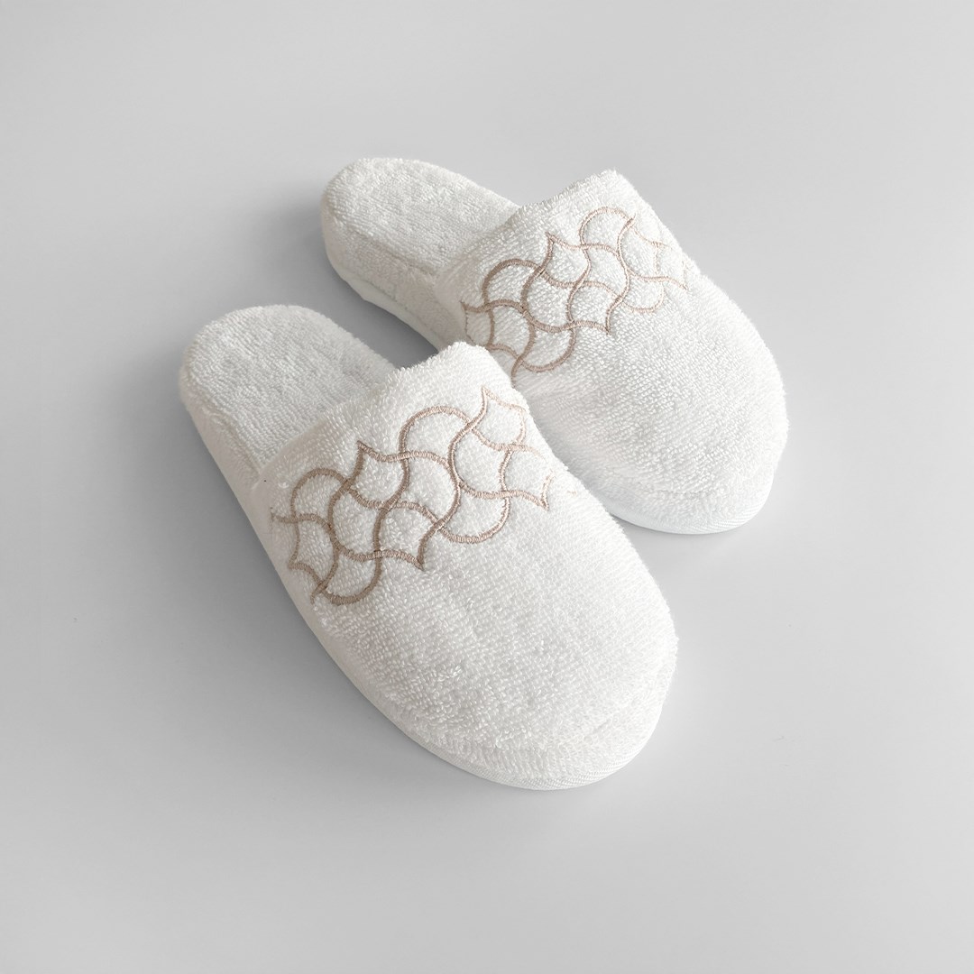 Nakışlı Terlik Peony Beyaz-Bej