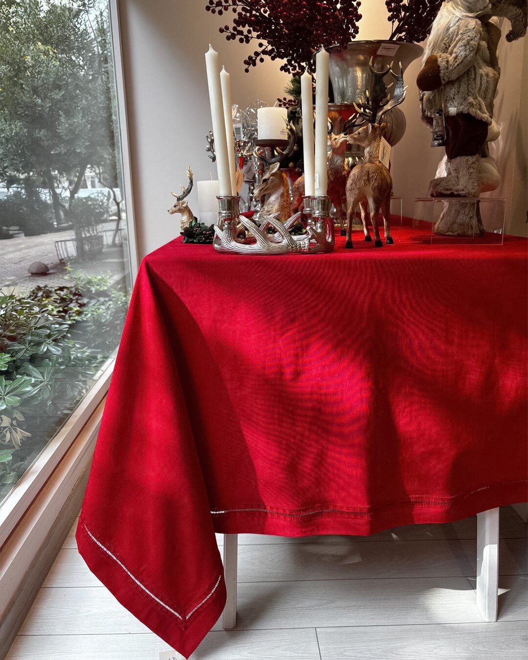 Dantelli Masa Örtüsü Glow Kırmızı