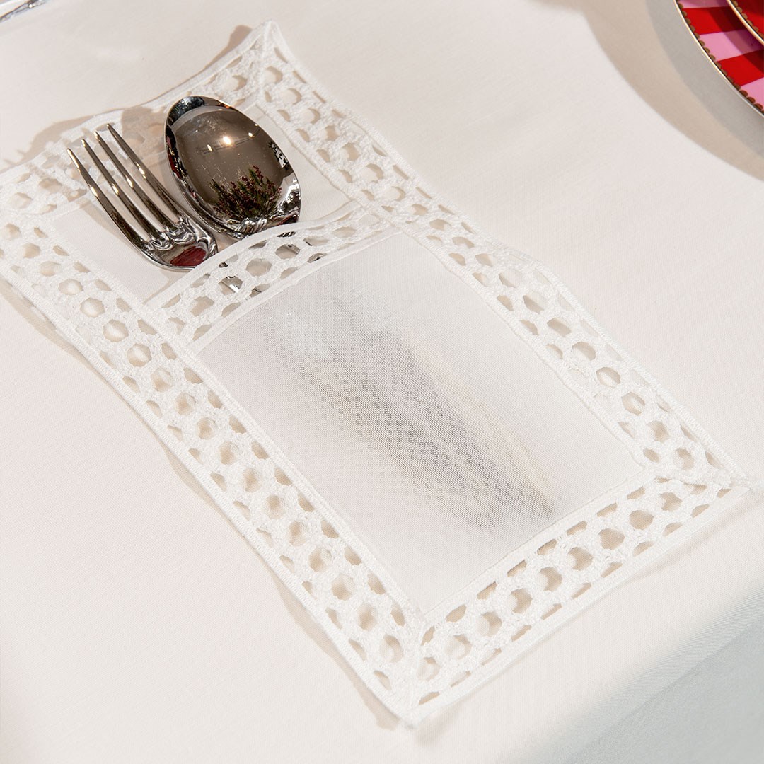 Dantelli Kaşıklık Honey Beyaz