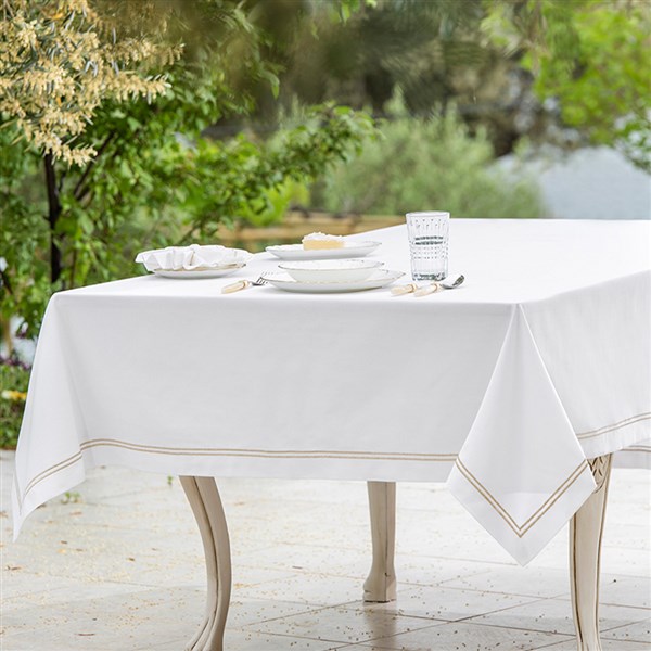 Table Cloth 2 Sıra Pikolu 160*260 White-Gold