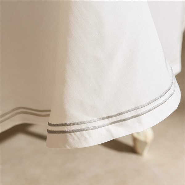 2 Pico Lines Table Cloth 200 cm Round