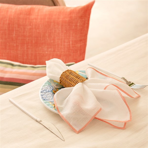 Napkin Side Detailed,Set of 4 White-Coral