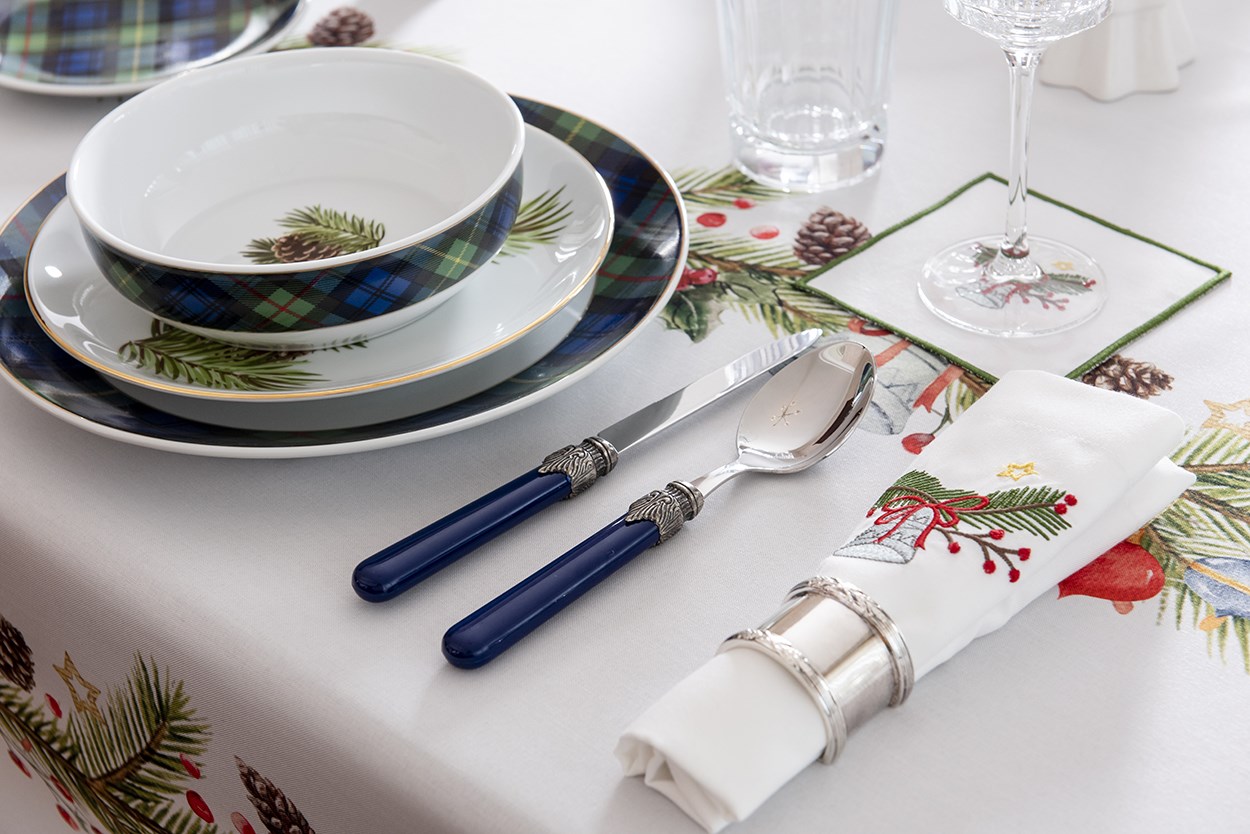 Baskılı Masa Örtüsü New Year F8003 Renkli