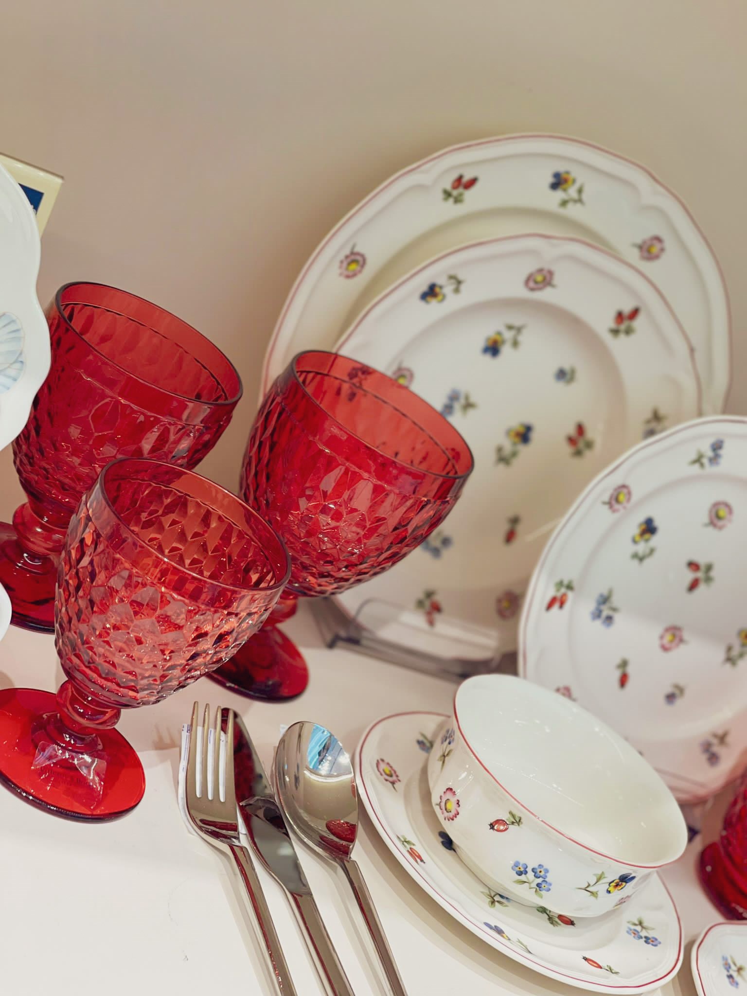 Villeroy&Boch Boston Coloured KR-K Su Kadehi 144 mm Kırmızı VRH11-7309-0130 